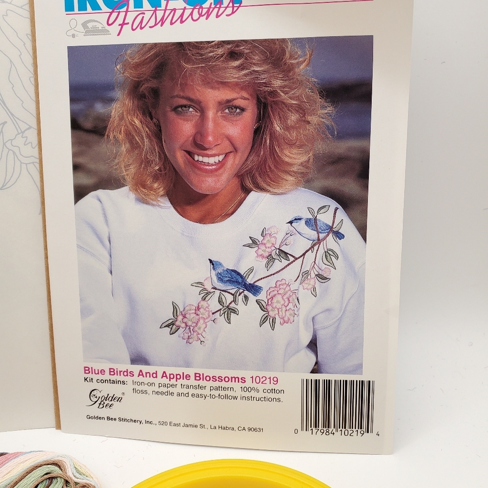 Vintage Golden Bee Bluebirds And Apple Blossoms Emboidery Transfer Kit Y2K